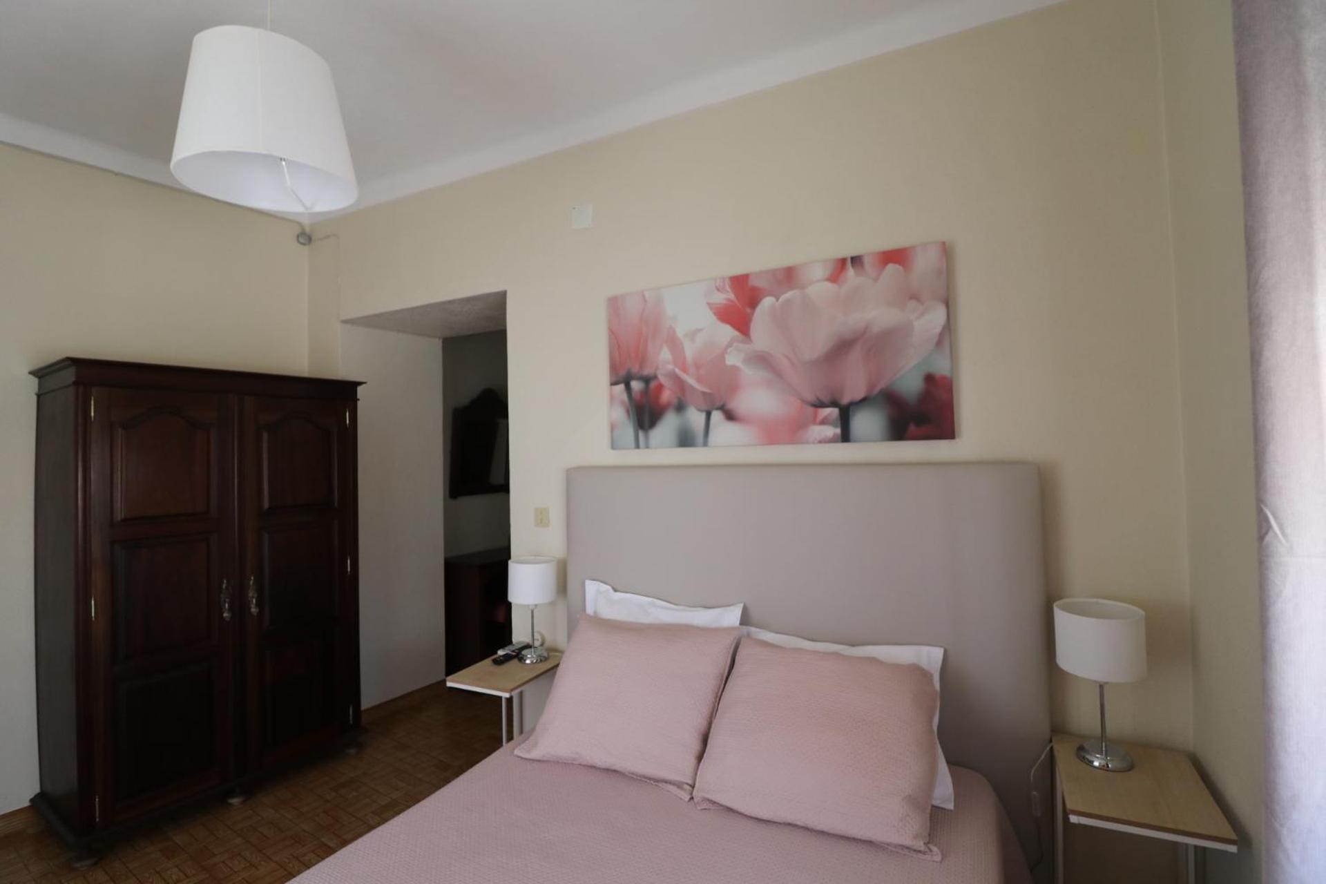 Готель Residencial Miguel Jose Ештремош Екстер'єр фото